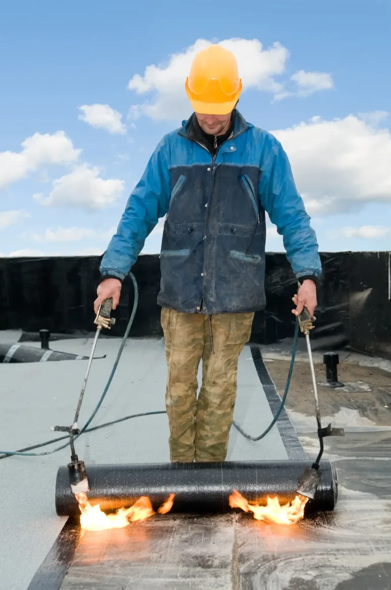 Five Things You Should Know before Hiring a Roofing Contractor in Burr Ridge, IL
